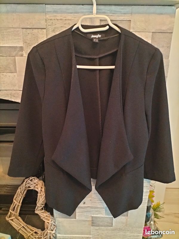 Veste noir Jennyfer (image 1)