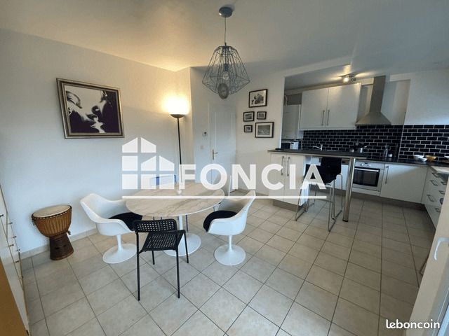 Appartement 3 pièces 77 m² · à Évian-les-Bains · 77 m² · 1 509 €