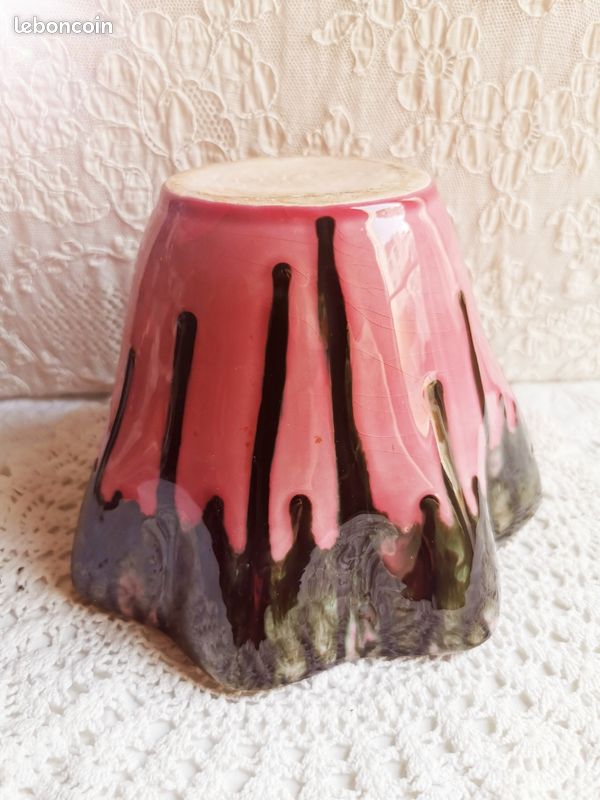 Vintage cache pot Vallauris style boudoir 50's faïence vernissé rose fushia & noir (image 6)