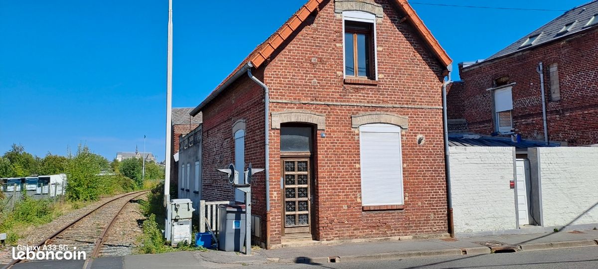 Maison 4 pièces 87 m² · à Saint-Quentin · 87 m² · 45 000 €