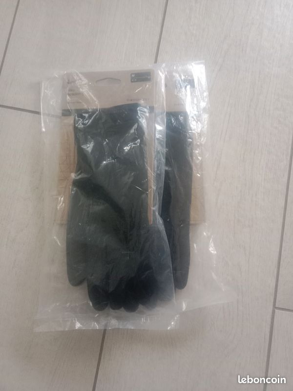 Gand nike (image 1)