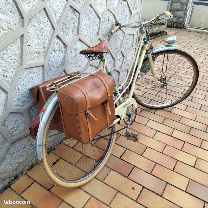 Sacs de selle antiques - France