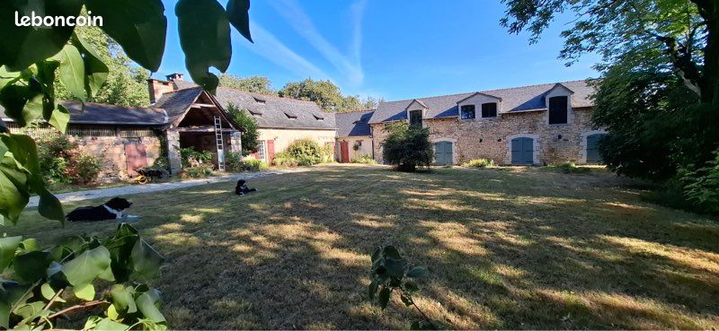Maison 6 pièces 300 m² · à Cressensac-Sarrazac · 300 m² · 475 000 €