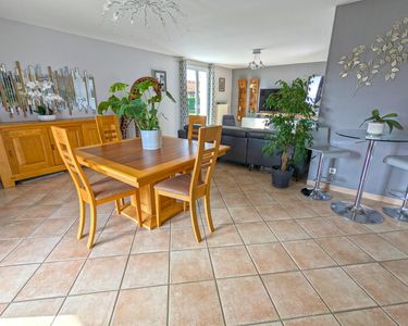 Maison 598 000 € - 162 m²