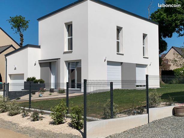 MAISON D'ARCHITECTE 2022 T5 99,m2 TERRAIN 462m2 loyer 1045