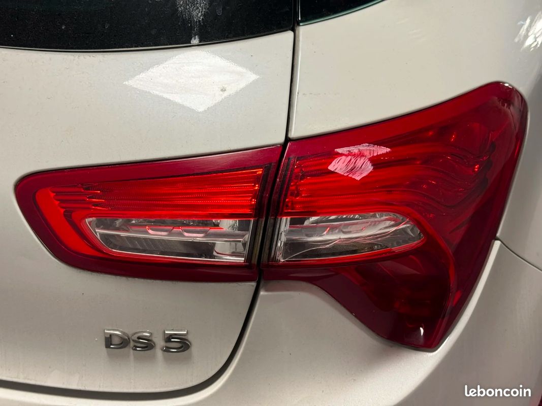 DS DS5 Hybrid 4x4 ETG6 So Chic (image 28)