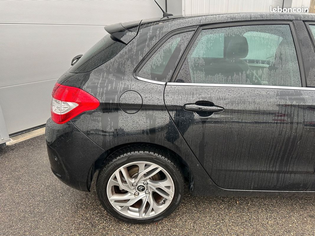 Citroën C4 1.6 155Ch Exclusive / Moteur à chaine de distribution (image 11)