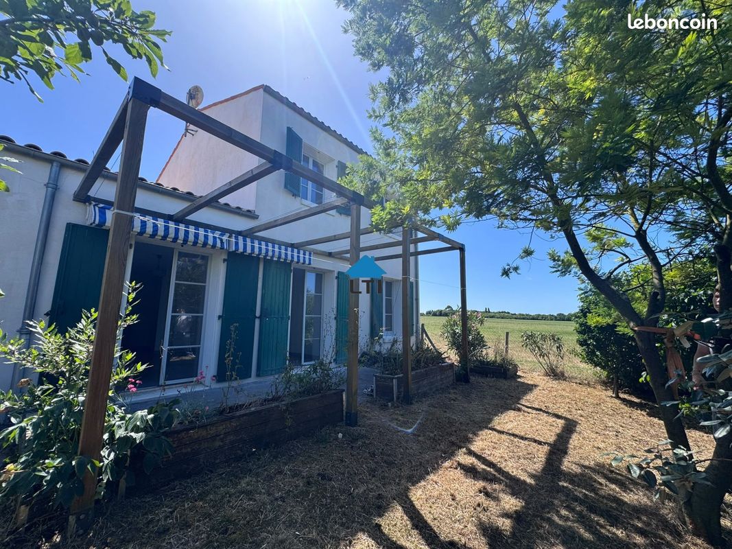 Maison 4 pièces 89 m² · à St Georges D Oleron · 89 m² · 965 €/mois