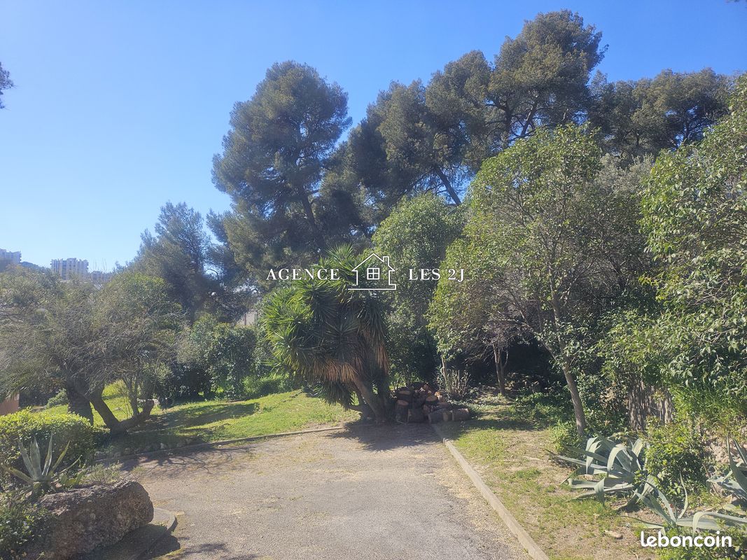 Appartement 4 pièces 71 m² · à Marseille · 71 m² · 142 000 €