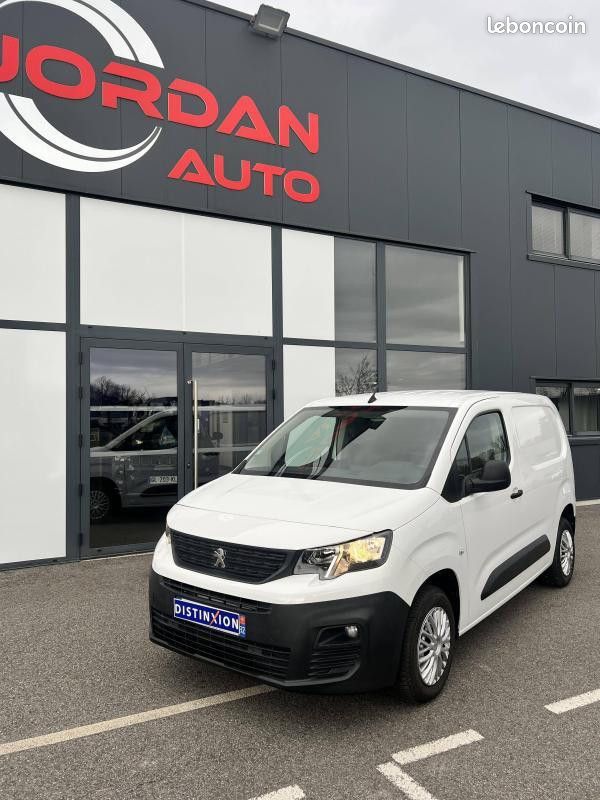 Peugeot Partner 1.5 BlueHDi BVM6 100CV PREMIUM STANDARD Garantie Nationale 12 Mois (image 1)