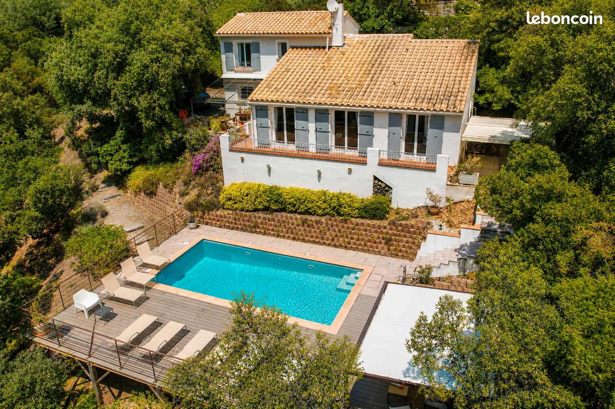 Maison 4 pièces 125 m² · à Roquebrune-sur-Argens · 125 m² · 799 000 €