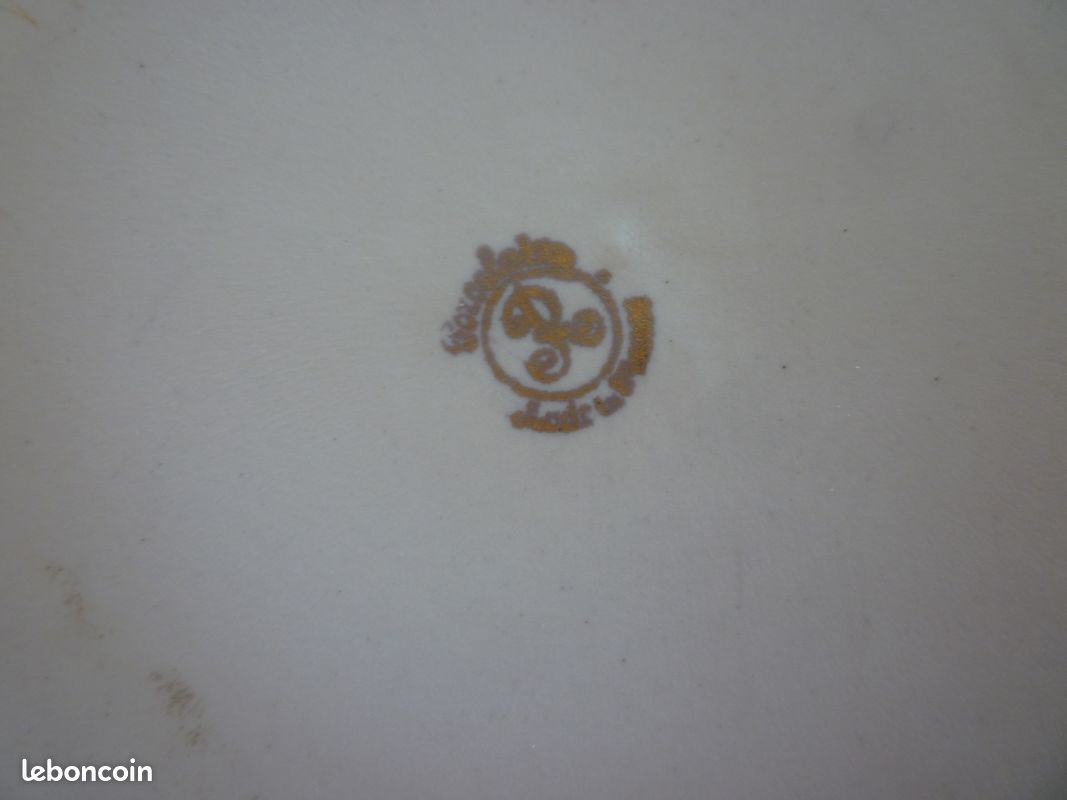 Plat blanc rond (image 5)