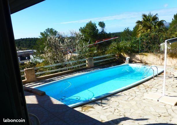 Appartement 2 pièces 60 m² · à Carnoux-en-Provence · 60 m² · 890 €/mois