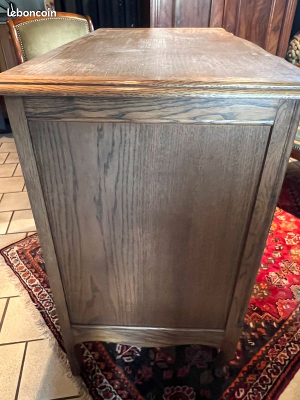 Jolie Commode Vintage en Chêne 4 Tiroirs avec Poignées Dorées Patinées Hauteur 86cm Largeur 89 cm (image 6)