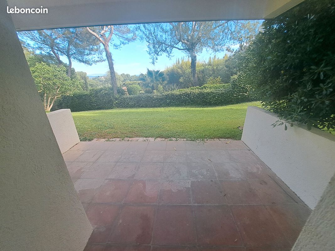 Appartement 1 pièce 25 m² · à Villeneuve-lès-Avignon · 25 m² · 527 €