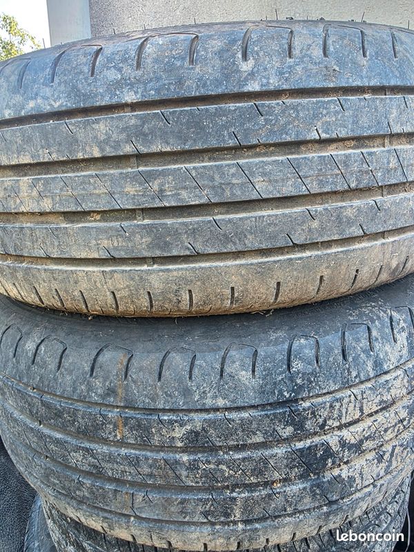 4 jante en aluminium d origine Renault Scénic 3 avec pneus 205/55R16 en très bonne état (image 3)