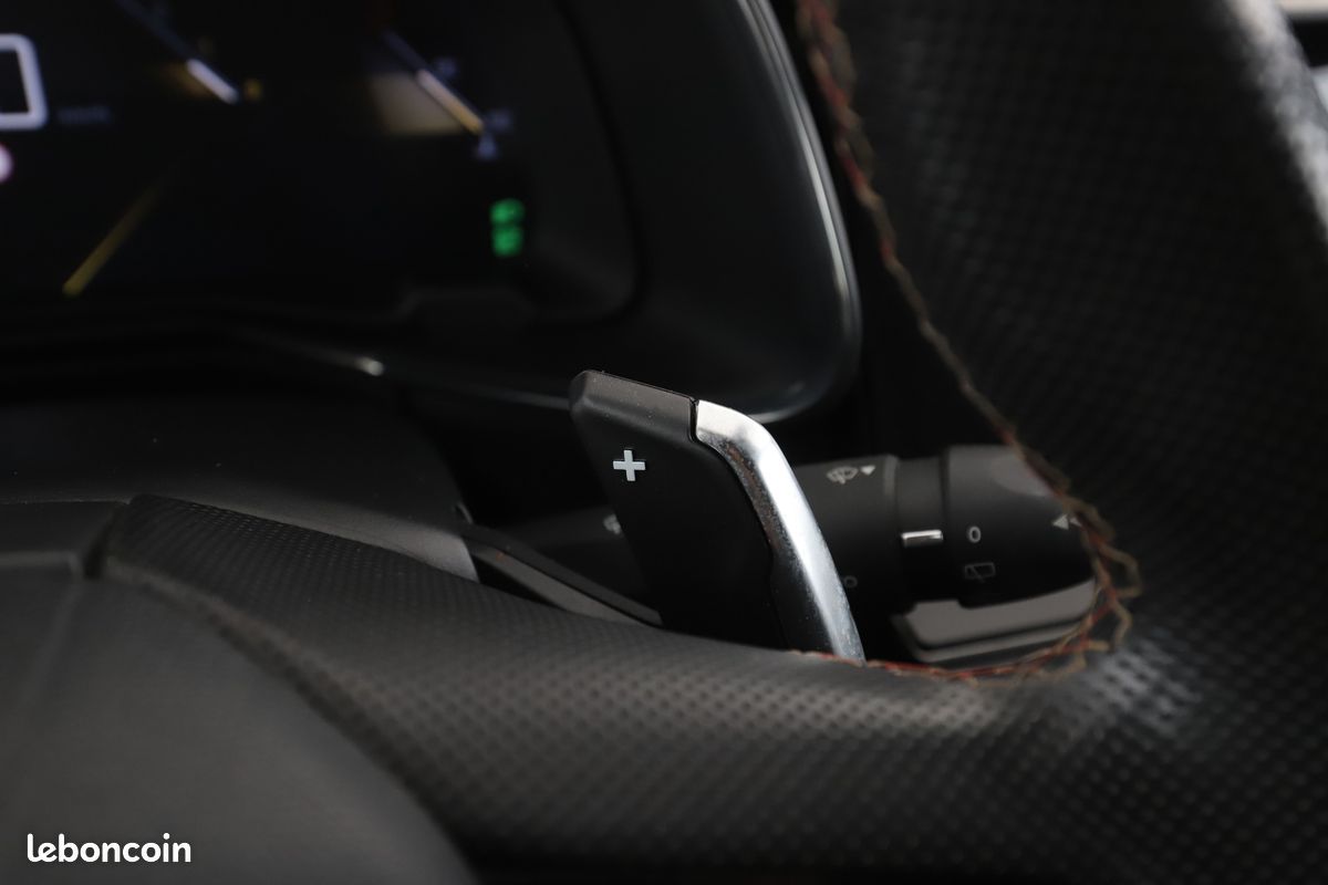 DS Automobiles DS 7 Crossback 1.6 PureTech Performance Line + Automatique 180 ch (image 22)