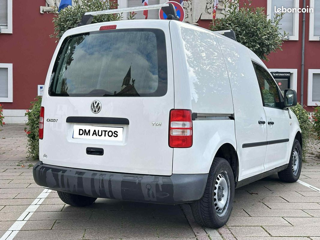 Volkswagen caddy 1.9 tdi 91469 kms (image 2)