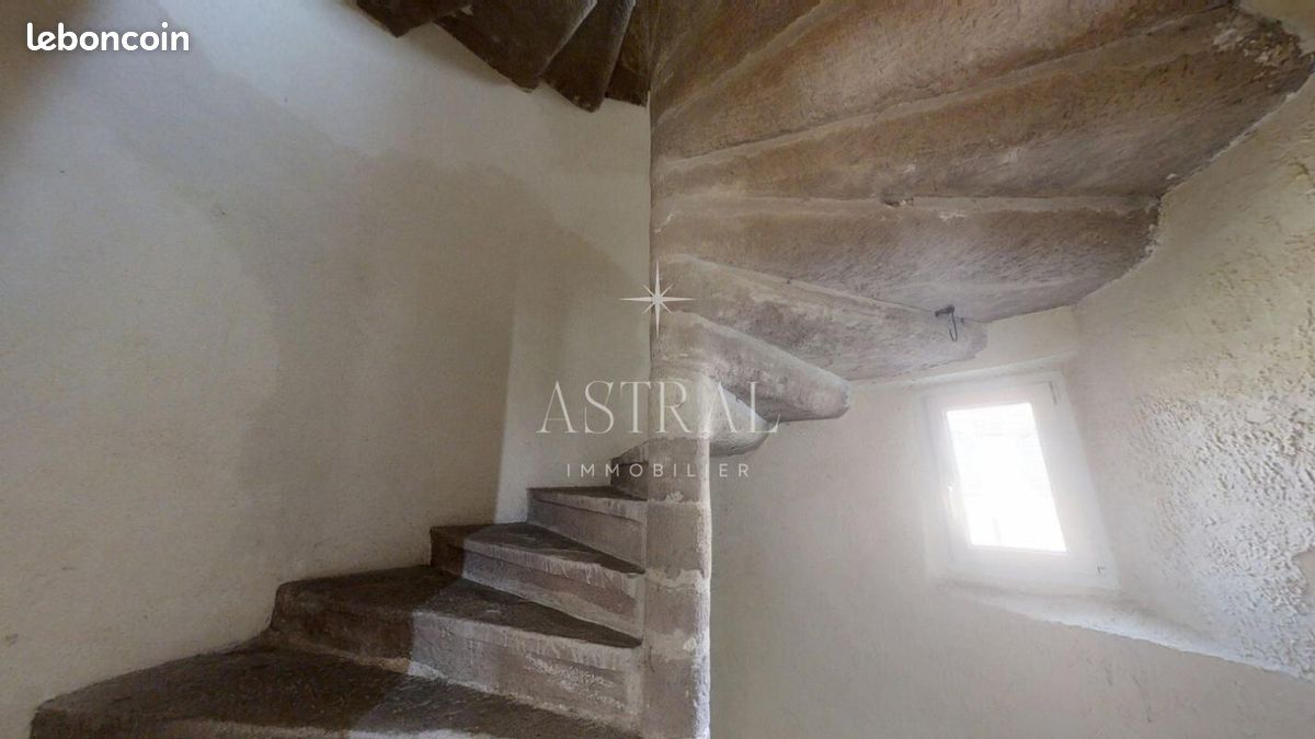 Maison 11 pièces 209 m² (image 11)