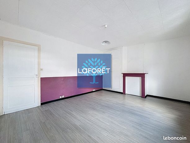 https://img.leboncoin.fr/api/v1/lbcpb1/images/a7/c3/e4/a7c3e4bc17eef4b344e6e98c3d2a2100e598de9e.jpg?rule=ad-image