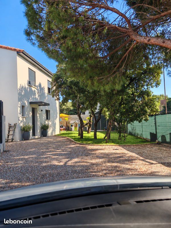 Maison 105 m² · à Nîmes · 105 m² · 1 300 €/mois