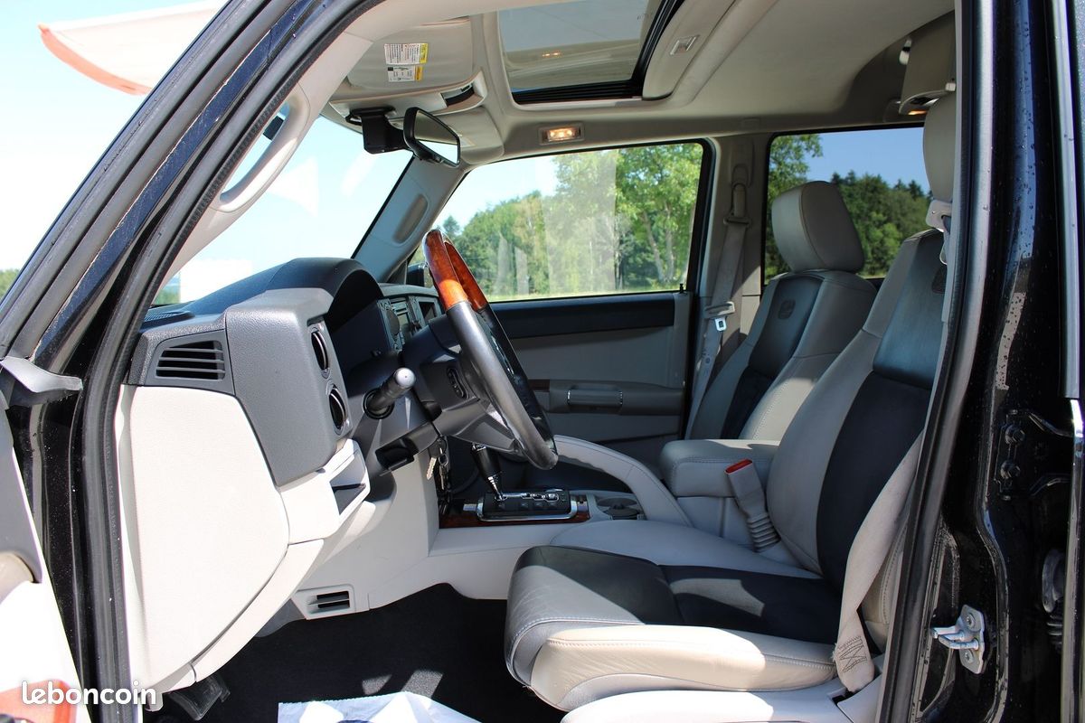 Jeep COMMANDER 3L V6 218 CV CRD "7 PLACES" OVERLAND "4X4" GPS RE CAMÉRA TOE ATTELAGE BOITE AUTO (image 8)