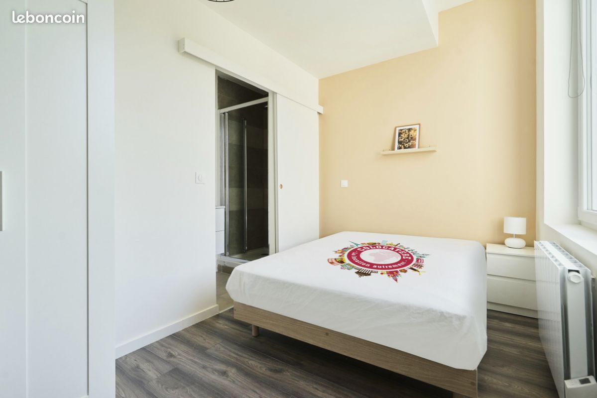 Appartement 1 pièce 12 m² · à Lille · 12 m² · 650 €