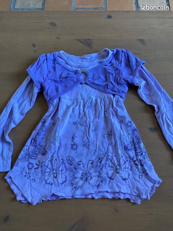 T-shirt 6 ans (image 1)
