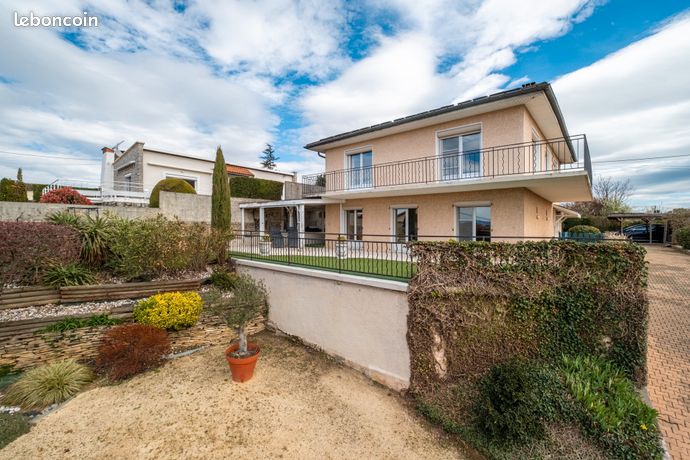 Maison 5 pièces 224 m²