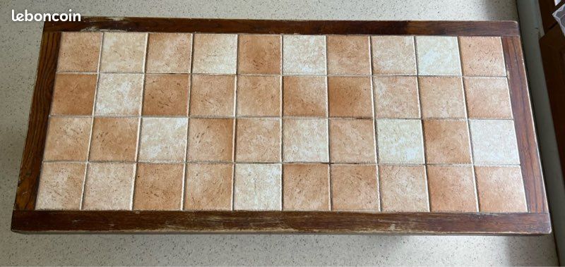 Table chêne avec carrelage (image 1)