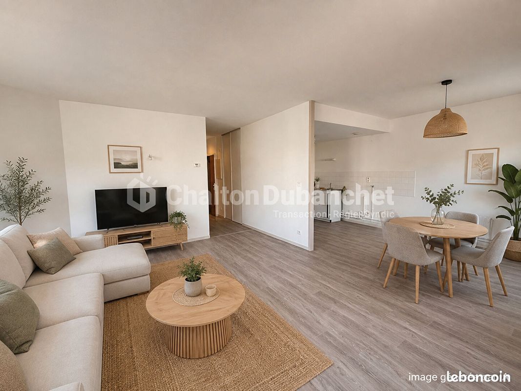 Appartement 3 pièces 85 m² · à Roanne · 85 m² · 620 €/mois