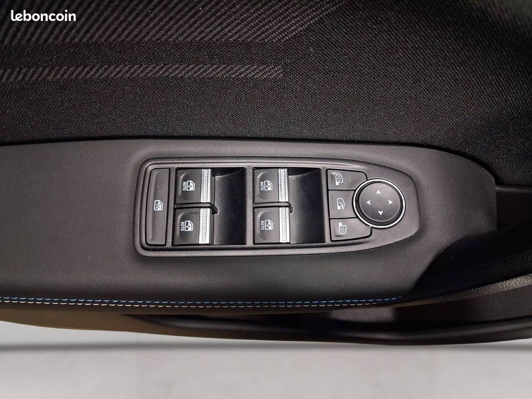 RENAULT Captur E-Tech full hybrid 145 ch esprit Alpine (image 29)
