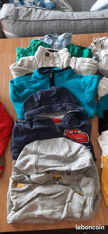 Lot vêtements 5 ans (image 4)