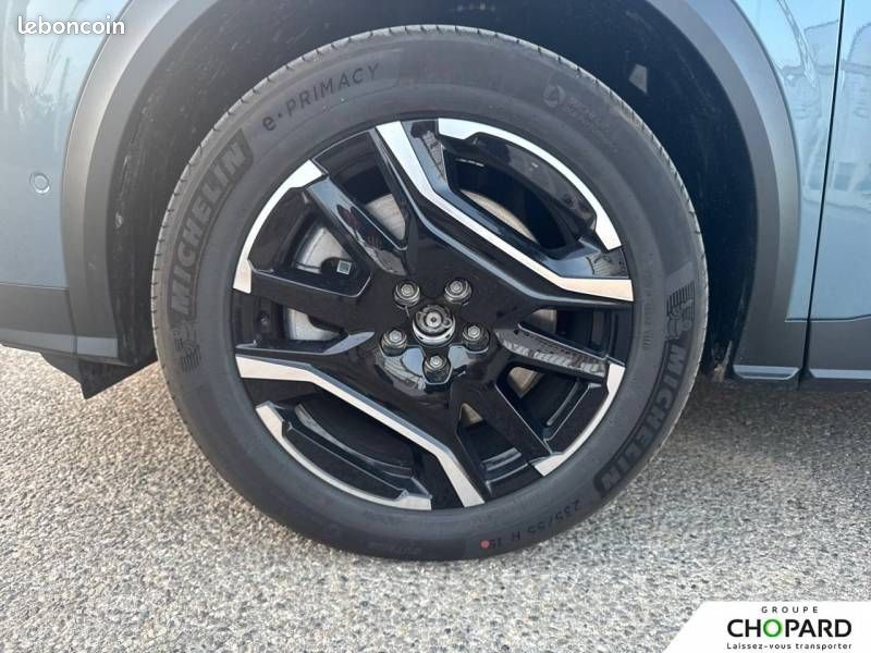 Peugeot 5008 Plug-in Hybrid 225 ch e-DCS7 GT (image 21)