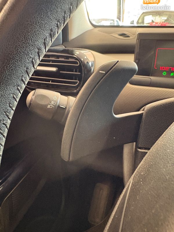 Citroen c4 cactus 1.2 puretech 82 feel edition bva (image 17)