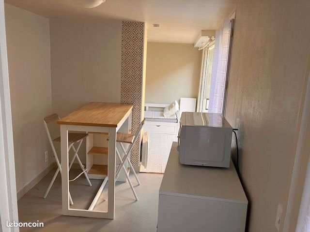 Appartement 1 pièce 24 m² · à Saint-Maixent-l'École · 24 m² · 394 €