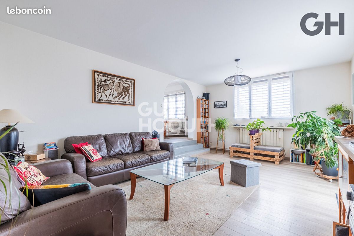 Maison 7 pièces 148 m² · à Étiolles · 148 m² · 415 000 €