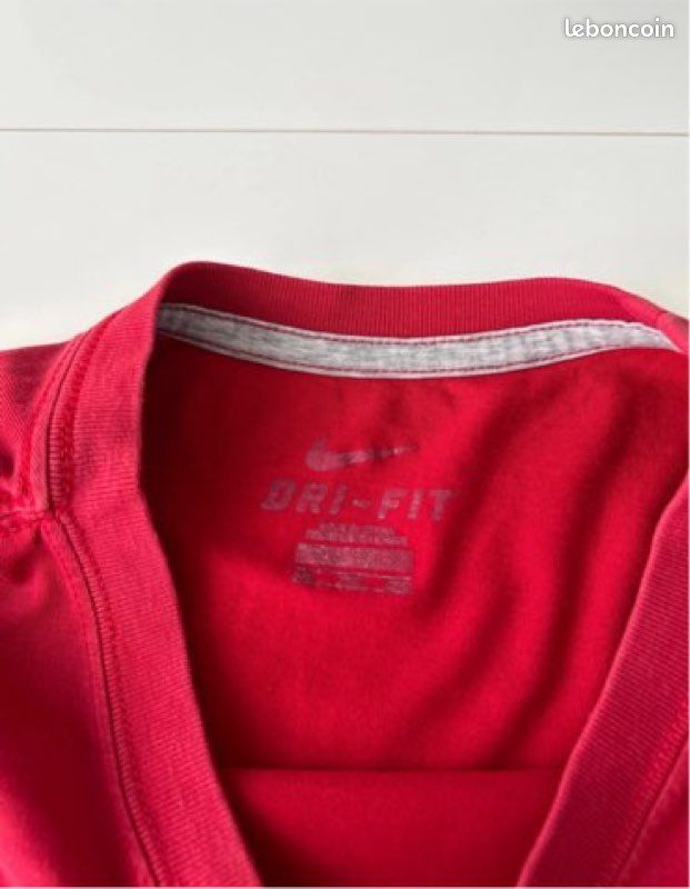 Tee shirt Nike rouge (image 5)