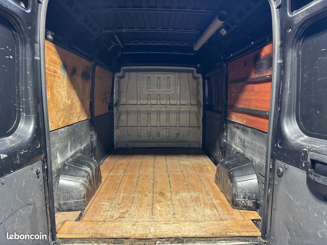 Peugeot BOXER PHASE III L2H2 2,0L HDI 130Ch PACK CLIM NAV 1ère MAIN TVA (image 5)