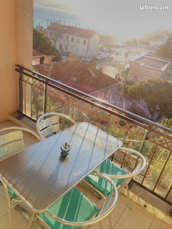 STUDIO CABINE Vue mer, parking, proche de tout (image 2)