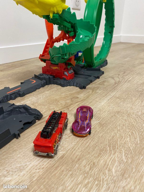 Circuit Hot Wheels Dragon (image 3)