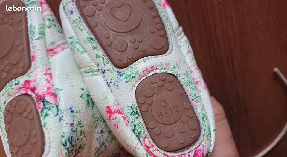 Très beaux chaussons de parc taille 3 (6-12mois) (image 2)