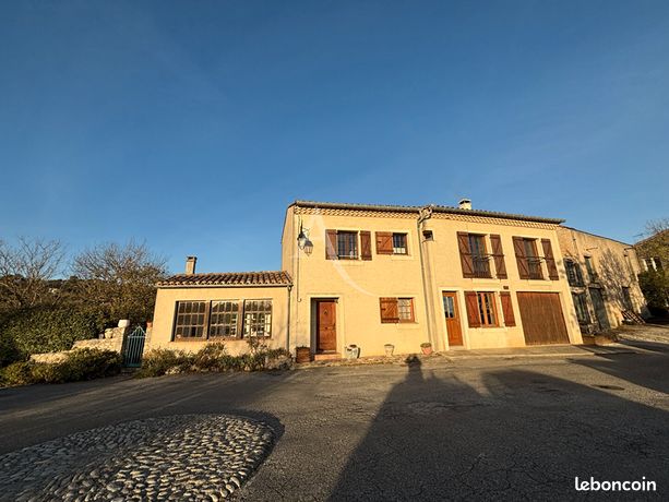 Maison 9 pièces 159 m²