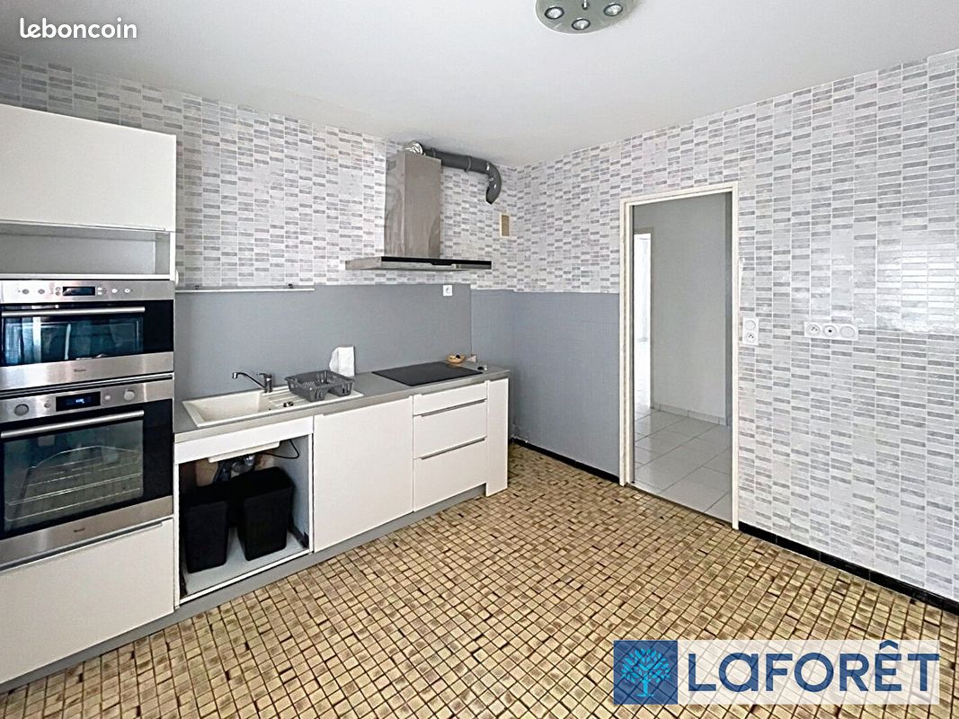 Appartement 3 pièces 70 m² · à Dijon · 70 m² · 950 €/mois