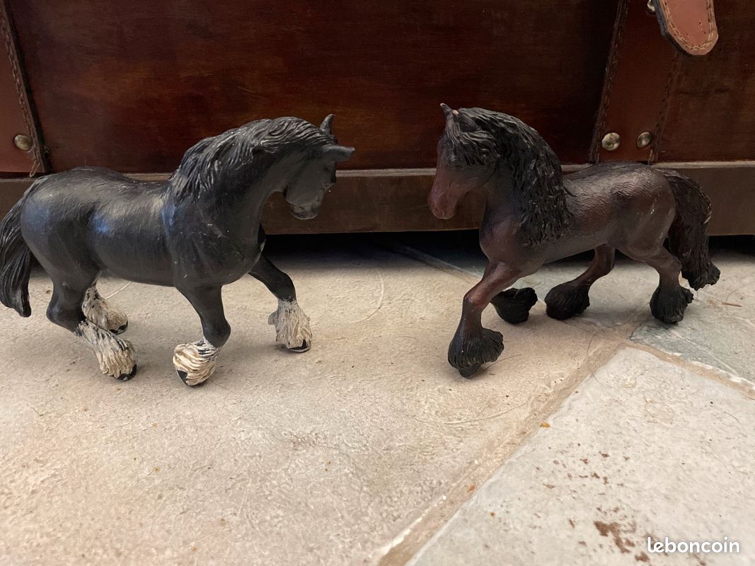 Lot de 6 figurines de chevaux (image 3)