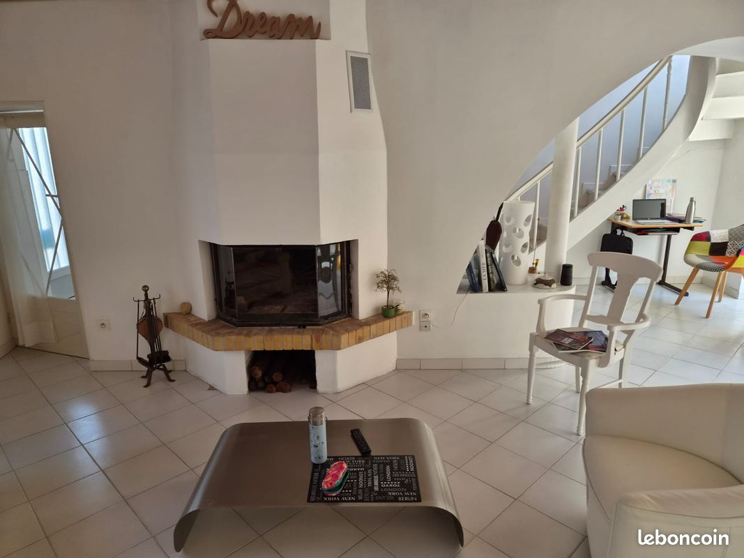 Maison 5 pièces 100 m² · à Nuaillé-d'Aunis · 100 m² · 215 000 €