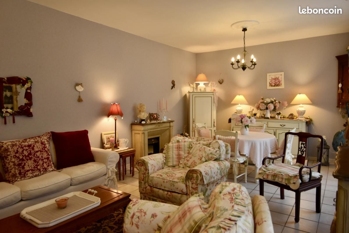 Maison 5 pièces 146 m² - Montbron 16220 (image principale 4)