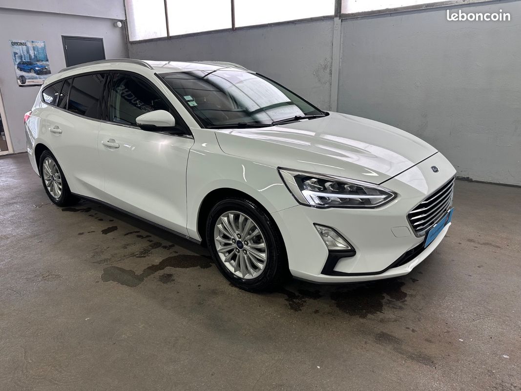 FORD Focus SW 125CH Titanium (image 7)