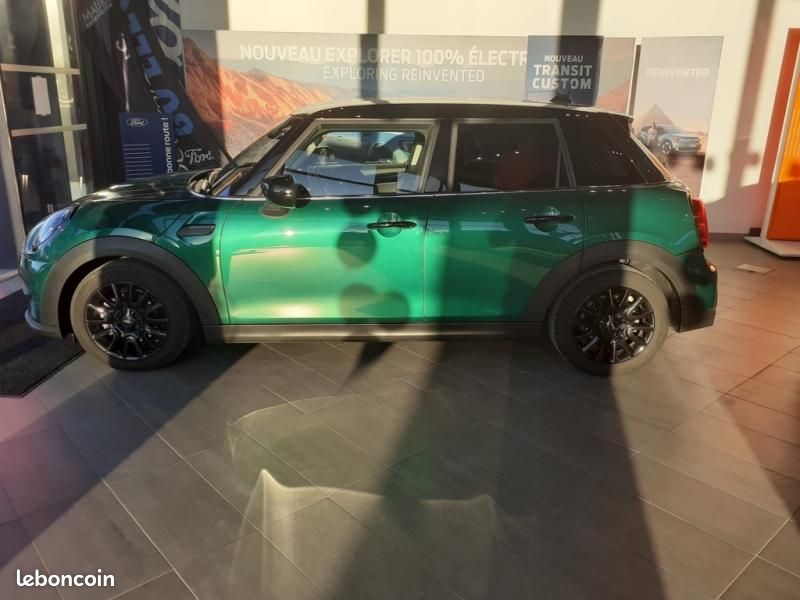 Mini Mini 5 Portes Cooper 136ch Essential BVA7 (image 2)