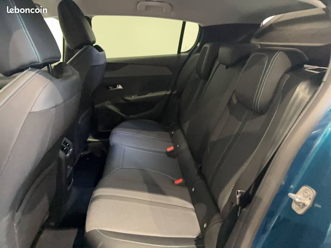 PEUGEOT 308 Hybrid 136 e-DCS6 Allure (image 10)